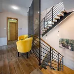 Magnolia By Interhome بولا