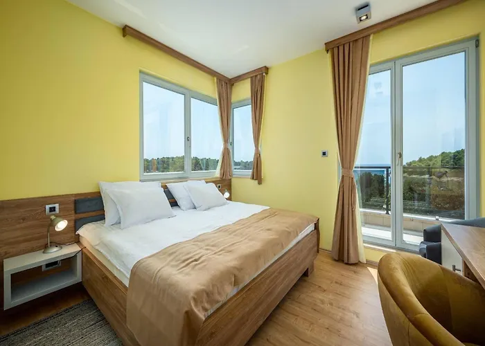 Magnolia By Interhome * Pula