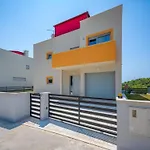 Magnolia By Interhome * Pula