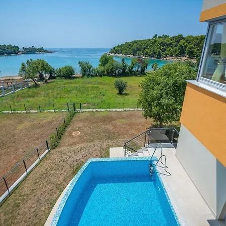 Vakantiehuis Magnolia By Interhome Pula