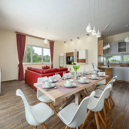 Magnolia By Interhome