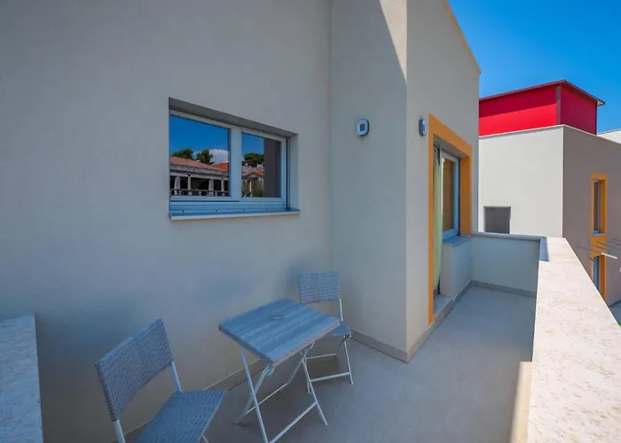 Magnolia By Interhome * Пула