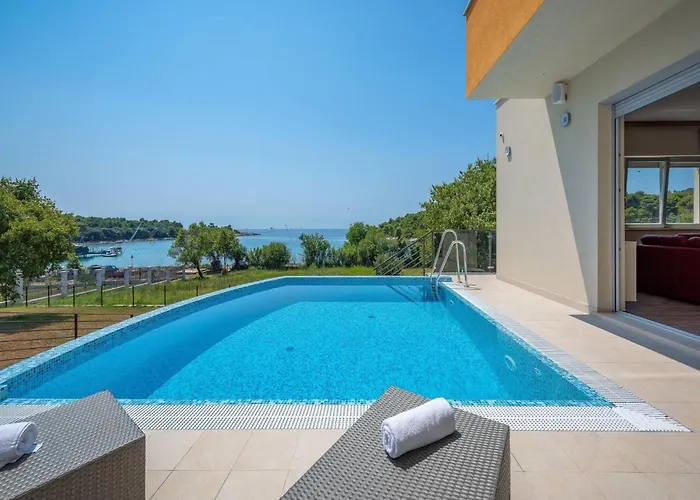 Magnolia By Interhome *