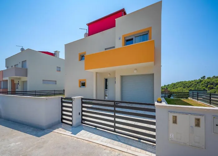 Magnolia By Interhome * Pula